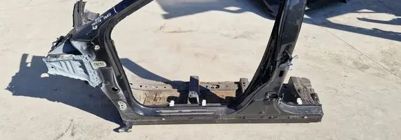 Toyota Yaris XP210 Sill 