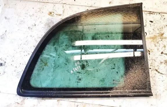 Opel Zafira A Rear side window