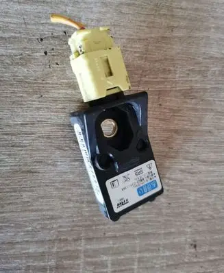 Honda CR-V Airbag deployment crash/impact sensor 77970S9AB813
