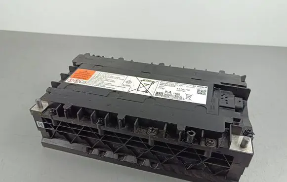 Suzuki SX4 S-Cross Hybrid / electric car battery 044200506D 9652074SC0 B11G308325