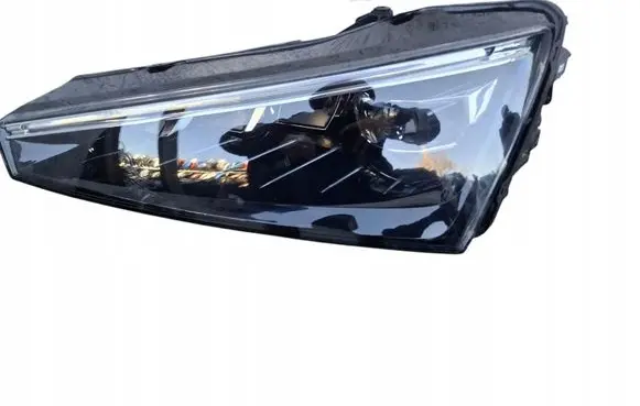 Skoda Scala Headlight/headlamp 657941015A