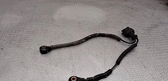 Ford Mondeo MK IV Detonation knock sensor 0261231178