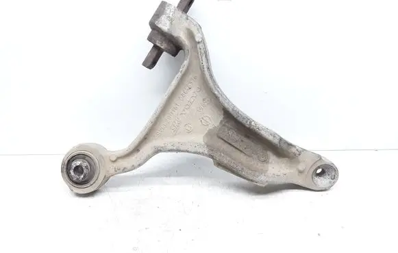 Volvo XC70 Front lower control arm/wishbone 08646376