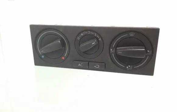Volkswagen Golf IV Climate control unit 1J0820045F
