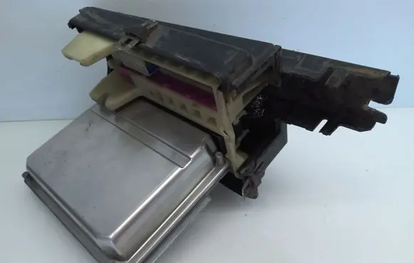 Volvo S70 V70 V70 XC Engine control unit/module 0261204559