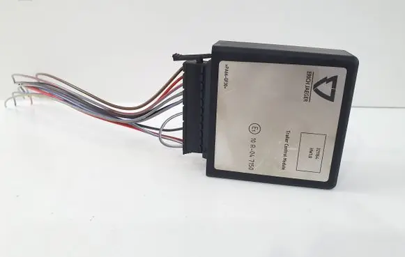 Nissan Qashqai Tow bar trailer control unit/module E110R047150