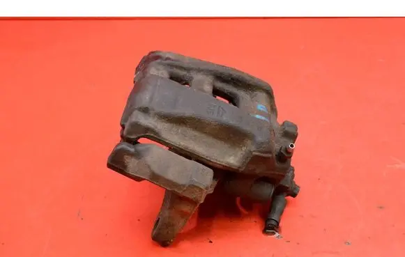 Audi Q3 8U Front brake caliper 