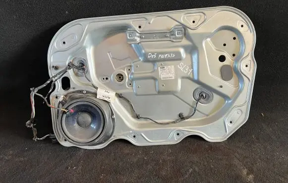 Ford C-MAX I Front door window regulator with motor 3M51R203A28MU