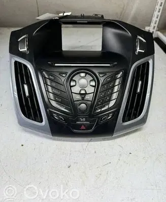 Ford Focus Head unit multimedia control 331411000