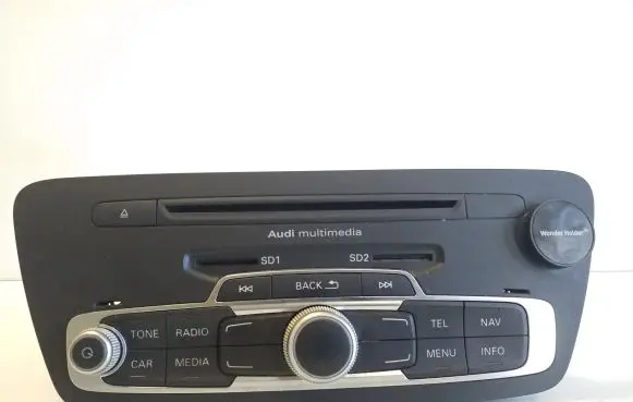 Audi Q3 8U Radio/CD/DVD/GPS head unit 8U0035193B