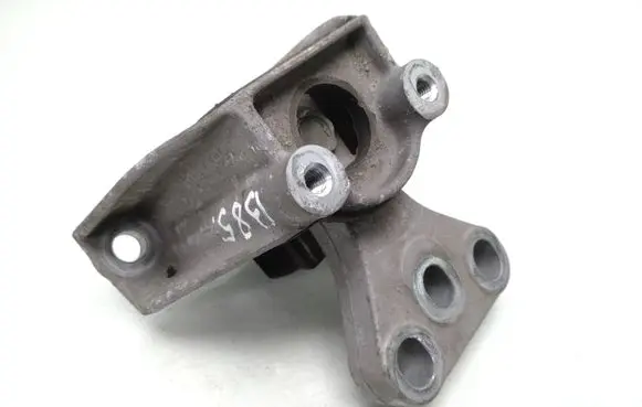 Honda CR-V Engine mounting bracket 21390d1