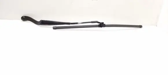 Mercedes-Benz C W204 Windshield/front glass wiper blade A2048200044