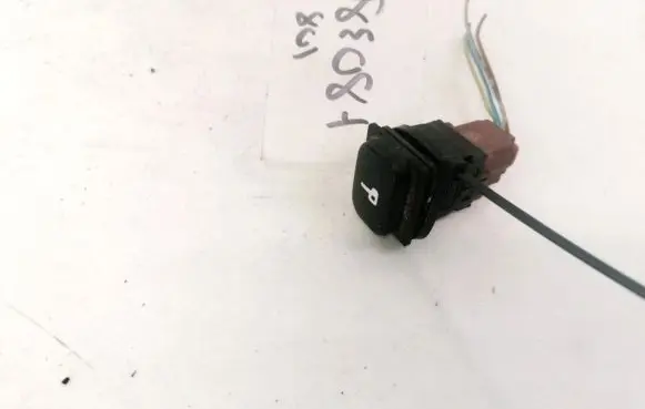 Peugeot 607 Central locking switch button 