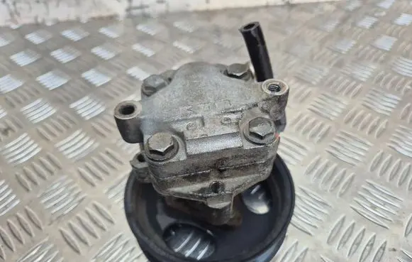 Volkswagen Touareg I Power steering pump 7L6422154ES 7L6422154 07D145256E