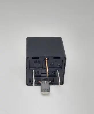 Mercedes-Benz C W205 Other relay A0009822723 120003039