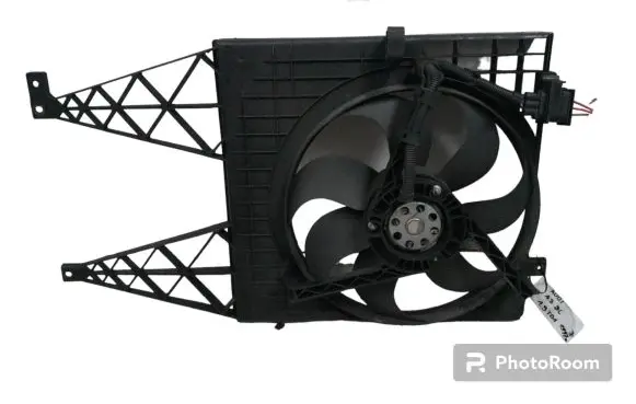 Audi A3 S3 8L Radiator cooling fan shroud 1J0121207D