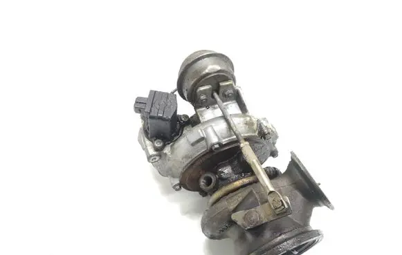 BMW 7 F01 F02 F03 F04 Turbo MGT22565 4571543A04 6915514