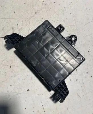 Opel Zafira C Fuse module 365927271 39132479 1105000000