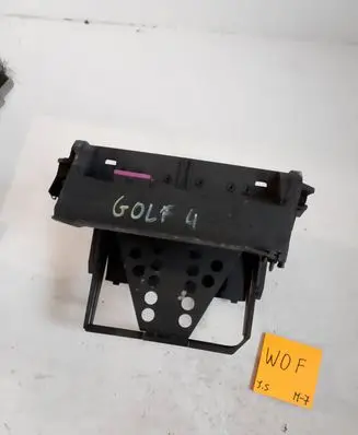 Volkswagen Golf IV Dashboard 