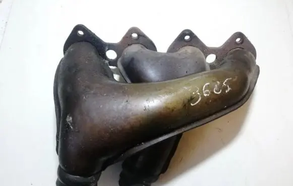 Volvo C70 Exhaust manifold