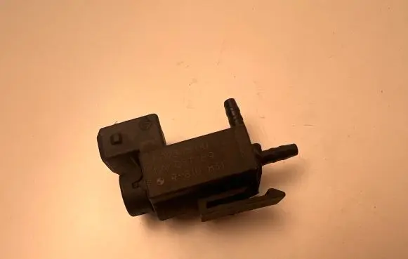 BMW 5 E60 E61 Brake central valve 702318