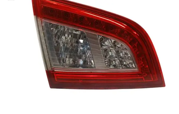 Peugeot 508 Tailgate rear/tail lights 9686780580