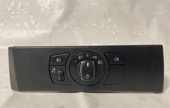 BMW 5 E60 E61 Light switch 6953735 33290403 0004095510200