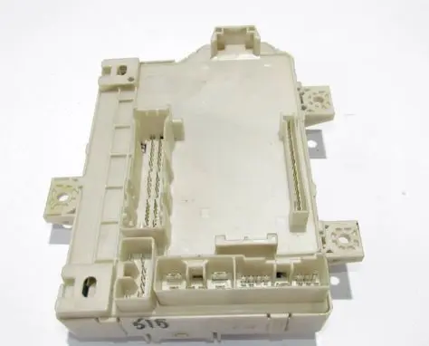 Mitsubishi Colt Fuse module MN108319N