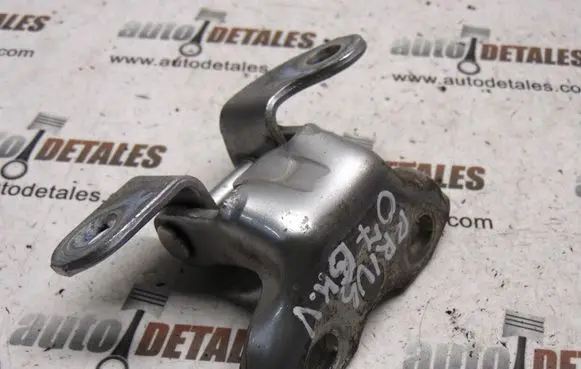 Toyota Prius (XW20) Rear door upper hinge