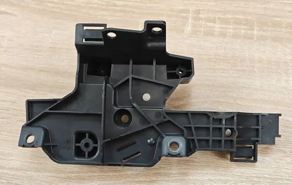 BMW 4 G22 G23 G24 G26 Other engine bay part 8579354