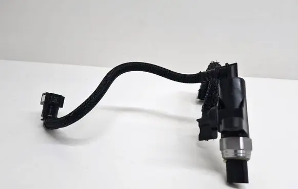 Opel Combo E Fuel temperature sensor 9828711180