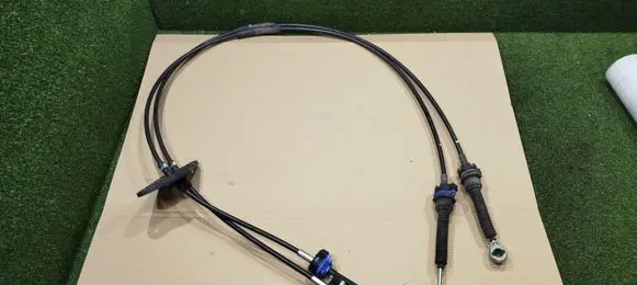 Renault Master III Gear shift cable linkage 119175048
