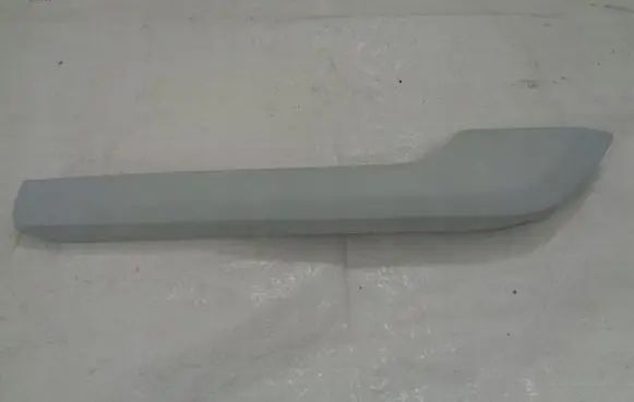 Peugeot Rifter Front bumper splitter molding 9816989277