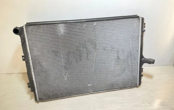 Volkswagen Jetta V Coolant radiator 1K0121125AB