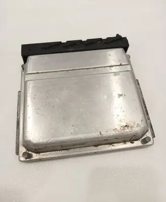 Volvo S70 V70 V70 XC Engine control unit/module 09496667A 0281001776 28SA4018