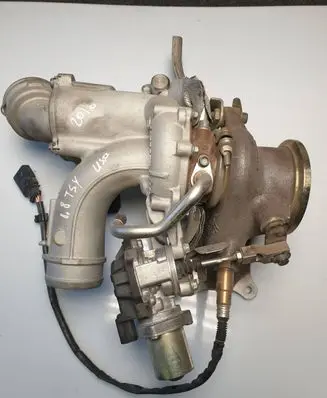 Volkswagen Jetta VI Turbo 8302330005 SHMS009256 06K145721B
