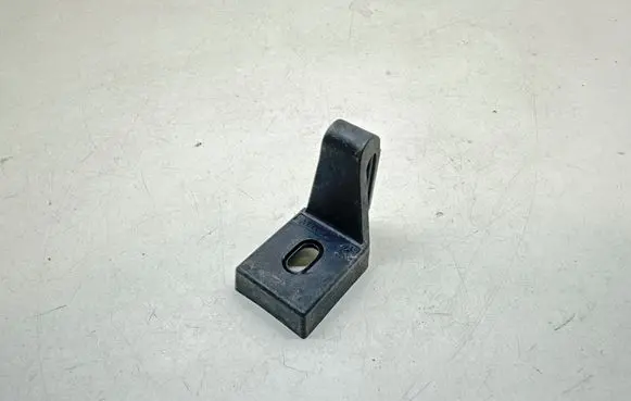 Audi TT TTS Mk2 Headlight/headlamp mounting bracket 8J0941461