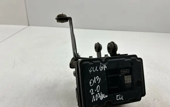 Ford Kuga II ABS Pump CV612C405AH