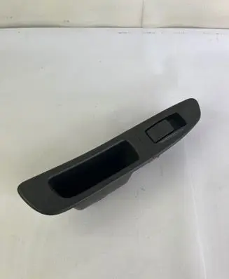Subaru Impreza II Rear door window switch trim 6y02z