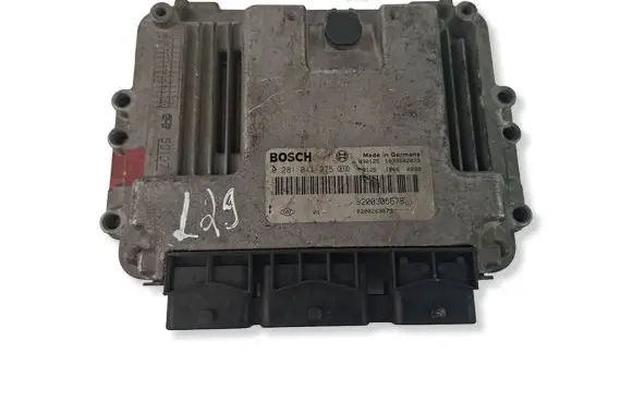 Renault Megane II Engine control unit/module 8200305678 8200269879 0281011275
