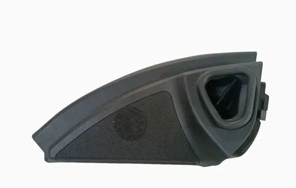 Mercedes-Benz ML W164 Side speaker trim/cover 