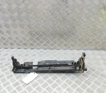 Mercedes-Benz E W213 Radiator support slam panel bracket A0995041700 A0995041800