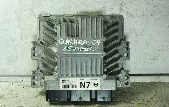 Nissan Qashqai Engine control unit/module 23710JD58C S180033106A SID303