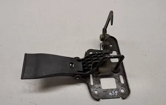 Audi A5 Sportback 8TA Engine bonnet/hood lock/latch loop/hook 8T0823480