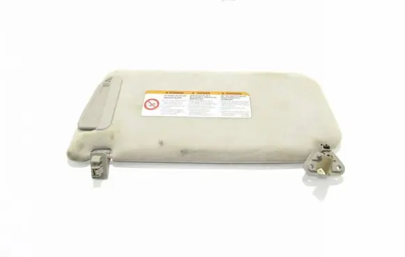 Mitsubishi Pajero Sun visor