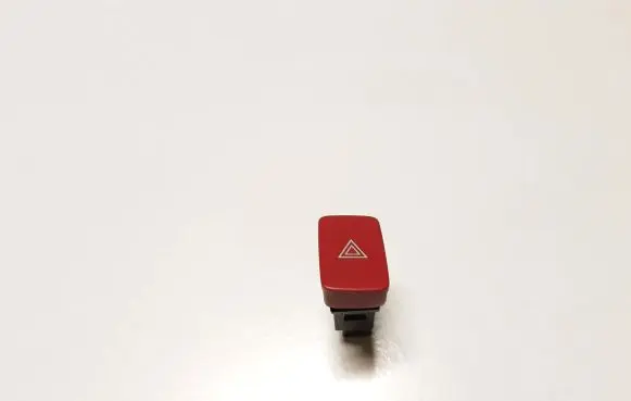 Hyundai Tucson JM Hazard light switch 937902E900 864W0140