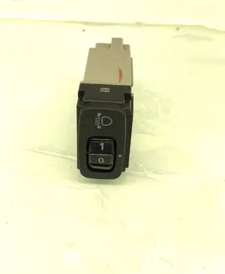 Mitsubishi Outlander Headlight level height control switch 7E10
