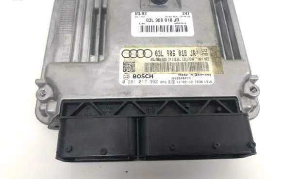Audi A4 S4 B8 8K Engine control unit/module 03L906018JR 03L906018DN 0281017392
