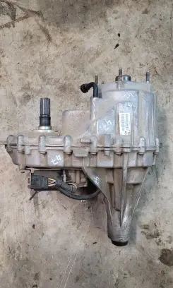 Ram 1500 Gearbox transfer box case 68250776AC P68250776AC