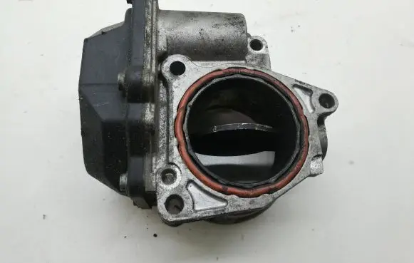 Audi A4 S4 B7 8E 8H Throttle valve 03G128063A